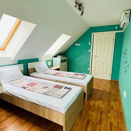 Homestay Pillango Haz *